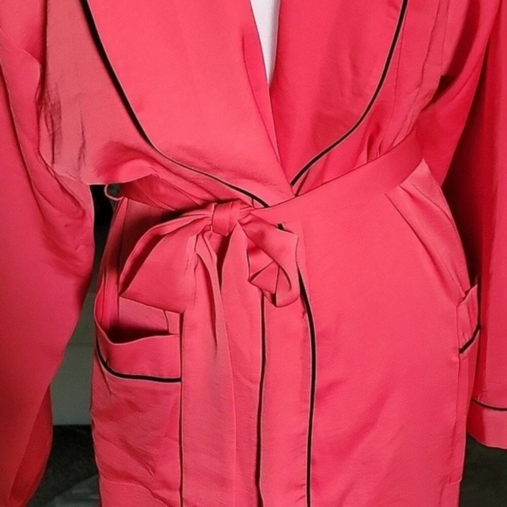 Fabletics Women's Robe Size M - Picture 3 of 8